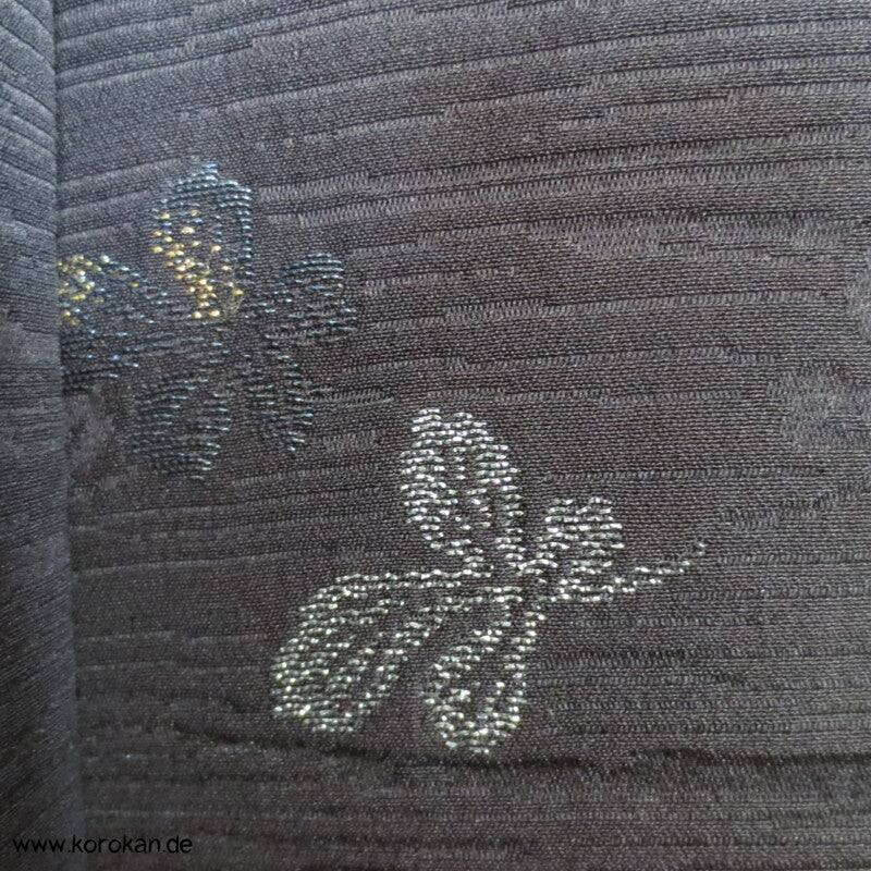 japanische Haori Kimono Jacke schwarzer Seidenbrokat Urushi Blätter