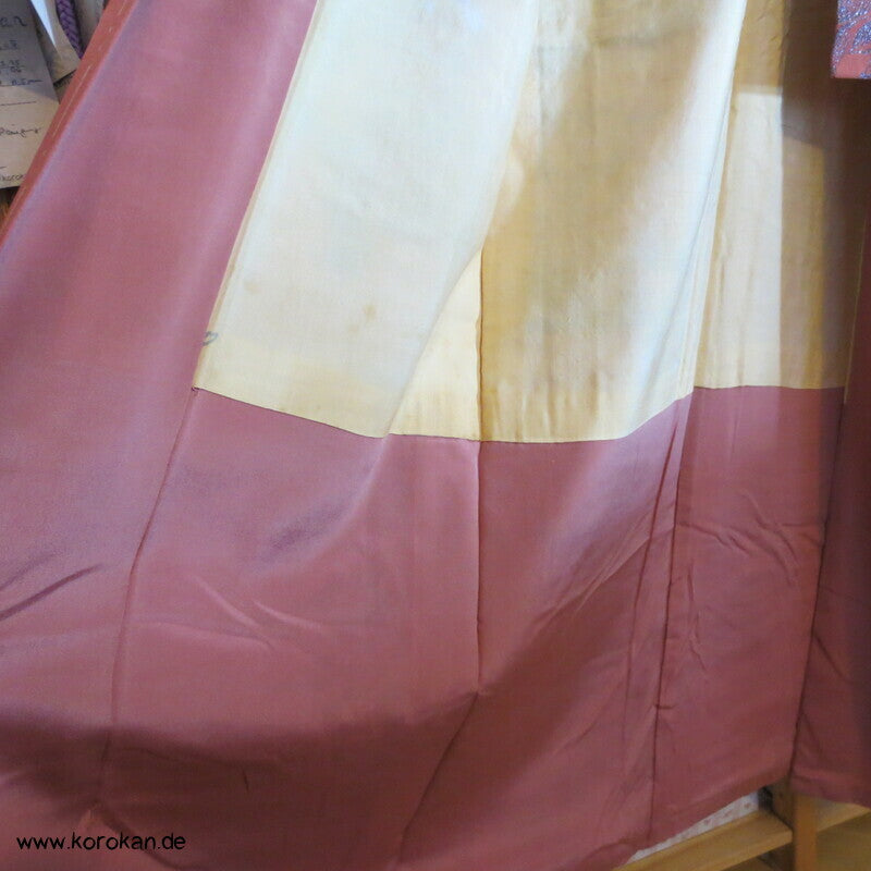 glitzernde Rosen auf altlachs Seidenjacquard 1960'er Komon Kimono
