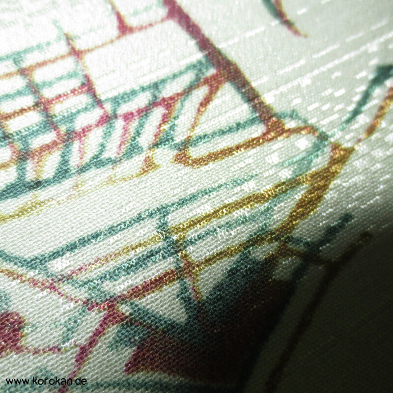 abstrahiertes Häusermuster Kimono Seide