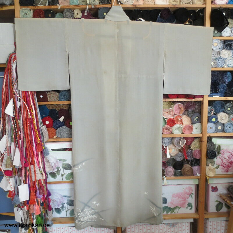 Gartenteichmuster, teilbestickt Hitoe Irotomesode Seiden Kimono