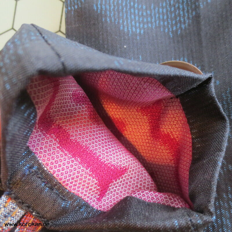 Handytaschen - Schutzhüllen aus Regenmantel Seide, gefüttert