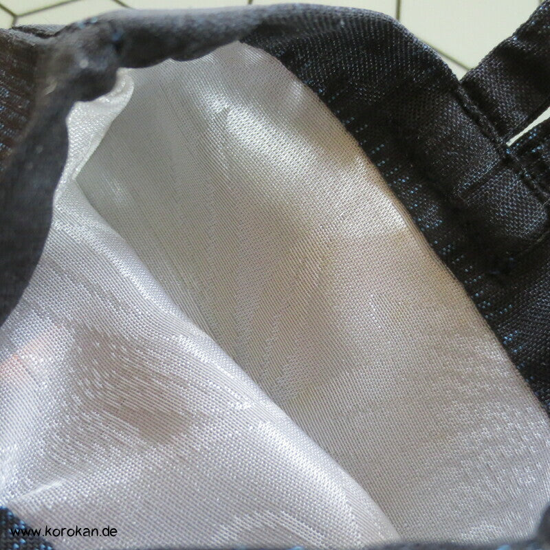 Handytaschen - Schutzhüllen aus Regenmantel Seide, gefüttert