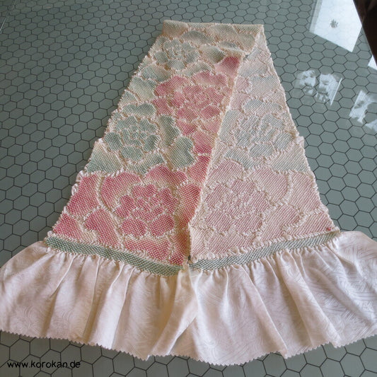 Shibori Päonien, Sayagata Rinzu Seidendamast Obiage