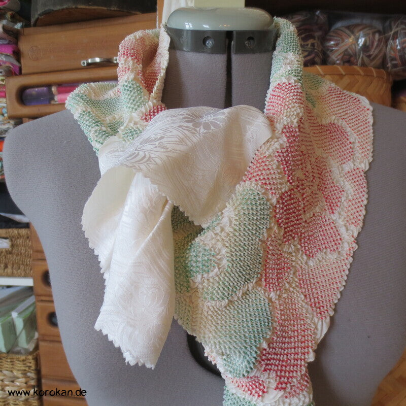 Shibori Päonien, Sayagata Rinzu Seidendamast Obiage