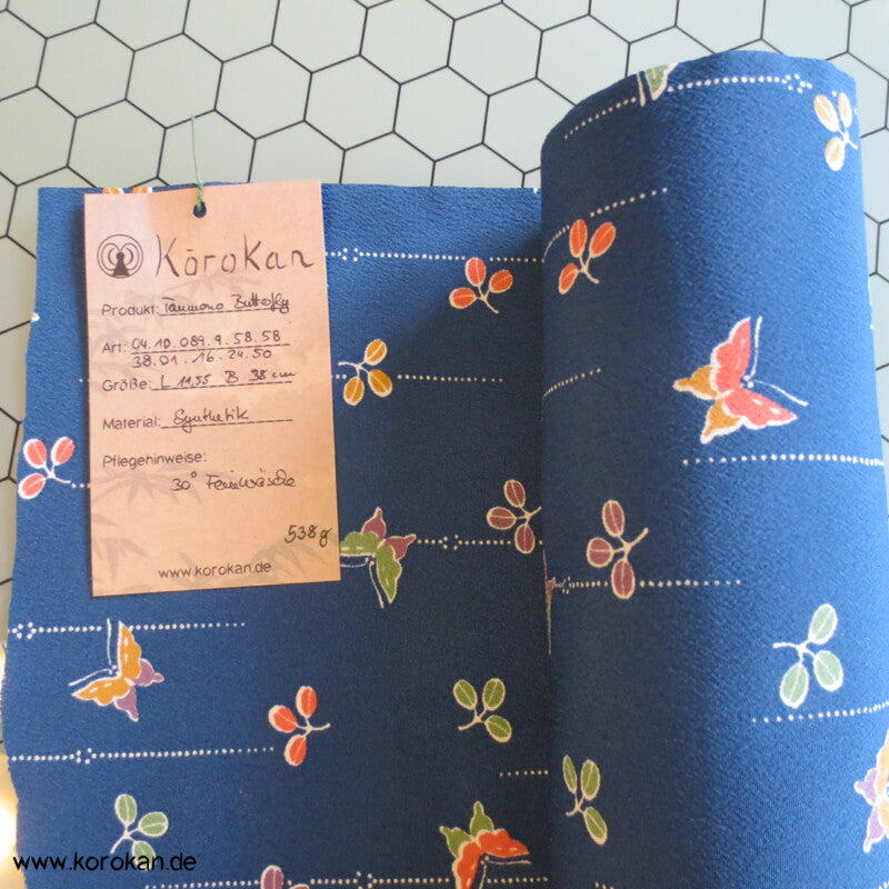 Schmetterlinge und Klee auf blau Kimono Crepe
