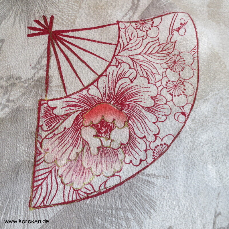 Umeblüten, Kiefer, Fächer antike Juban Kimono Seiden Stoffrolle