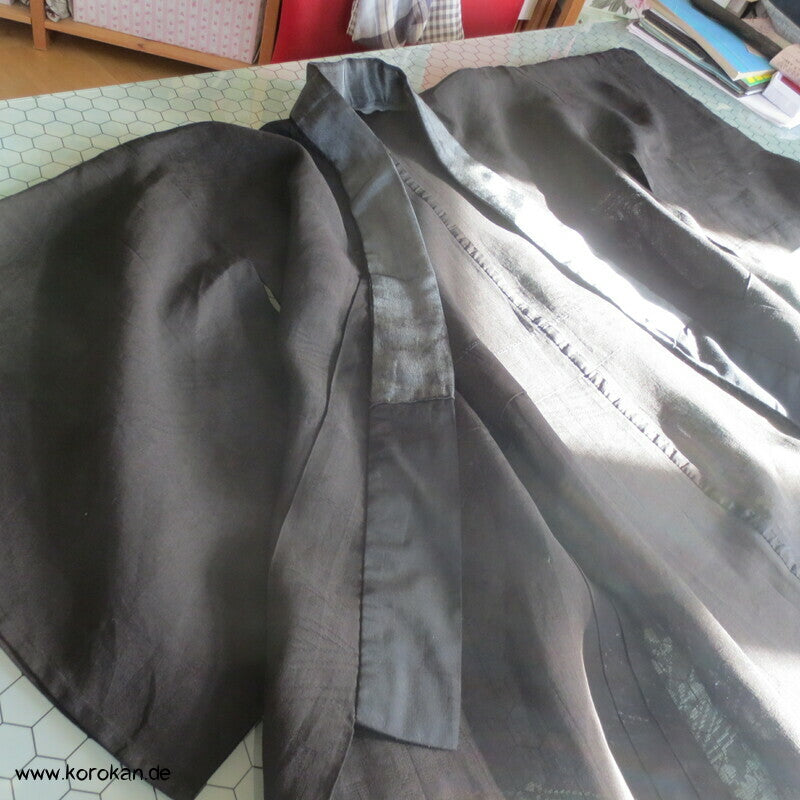 schwarz überfärbter Hanf Drehergewebe Juban Kimono