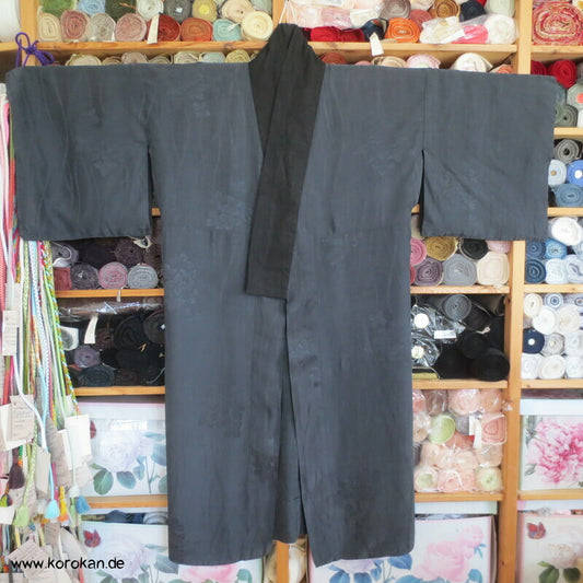 überfärbter Seidendamast Juban Unterkimono, mit Bändern