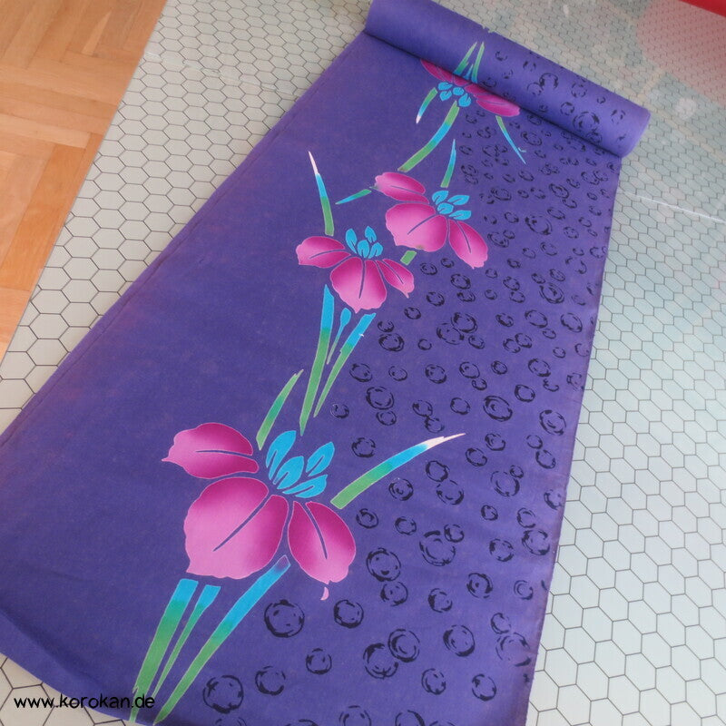 Iris auf lila Yukata Kimono Baumwollstoff
