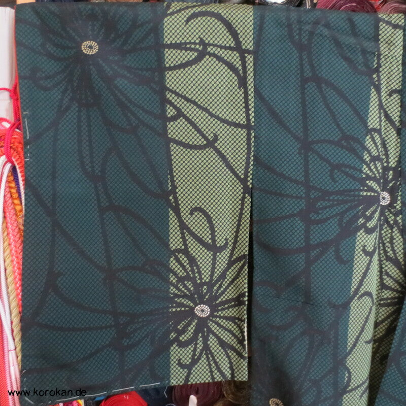 Crazy Chrysanthemen Komon Seiden Kimono, in Jacquardwebung