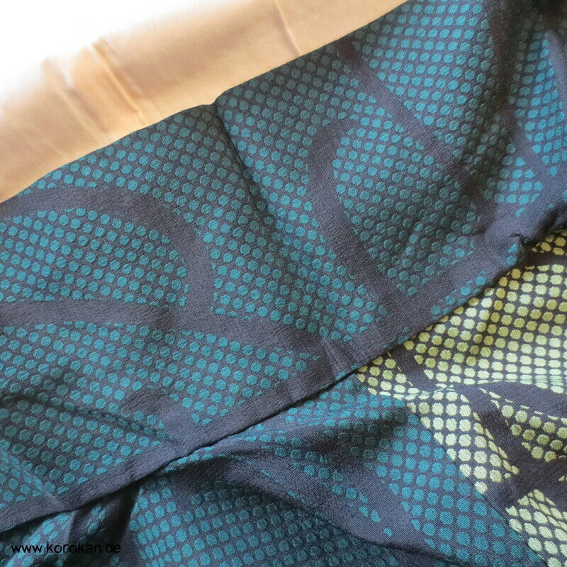 Crazy Chrysanthemen Komon Seiden Kimono, in Jacquardwebung