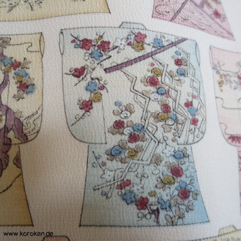 Kimonos als Muster - pastellfarbener Komon Seidencrepe