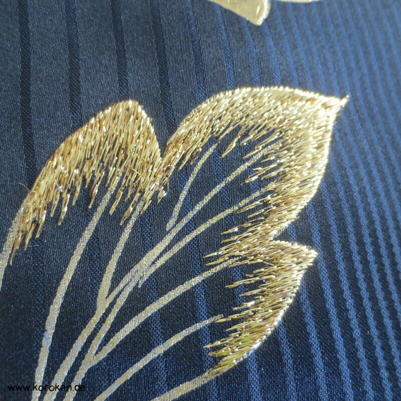 Panel Muster Stoff für Kimono - schwarz mit Gold und Stickerei