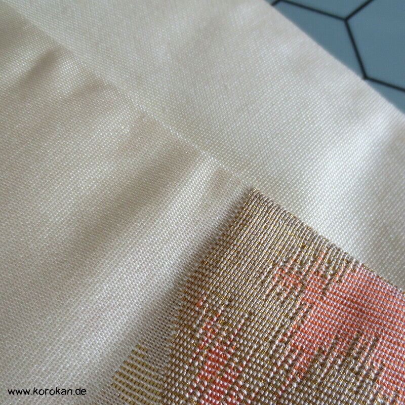 pastellige Schmetterlinge Fukuro Obi Seidenbrokat Kimonogürtel