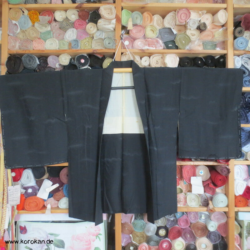 schwarze Seide, Damast gewebte Wolken Haori Kimono Jacke