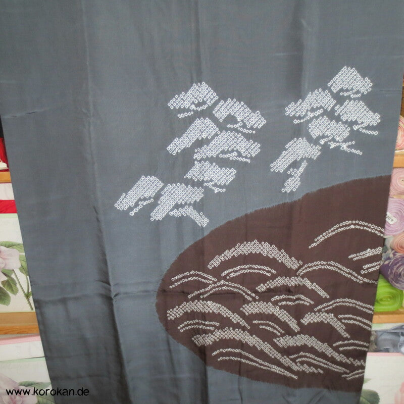 japanischer Shibori Batik Fuji San Juban Unterkimono, Seide