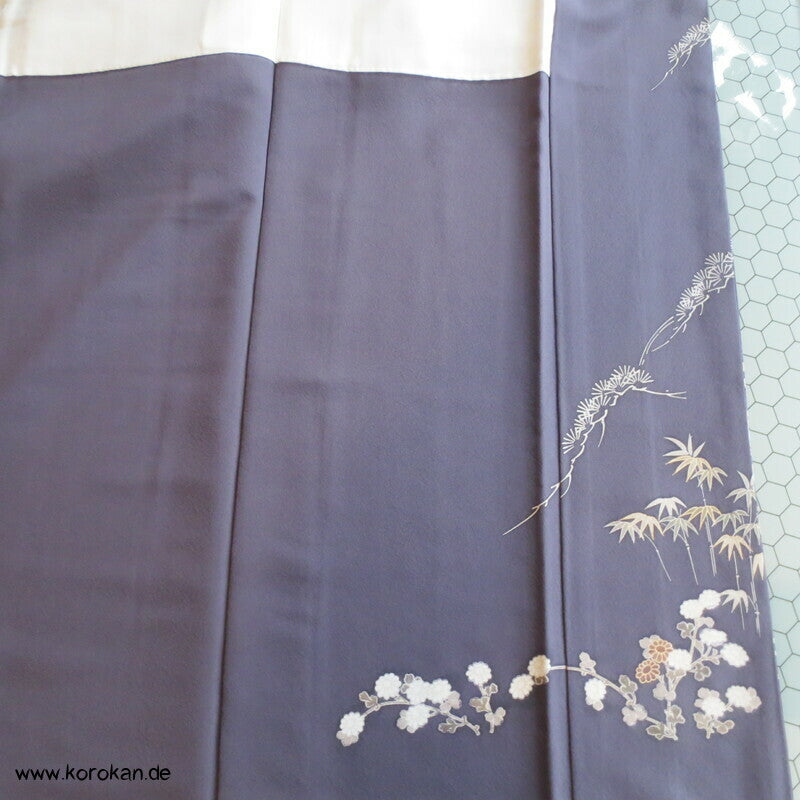 Kiefer und Bambus auf grau Seidencrepe Homongi Kimono