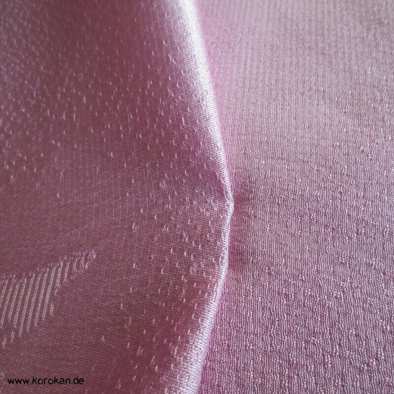 goldene Blätter in rosa Japan Seiden Araihari Kimono