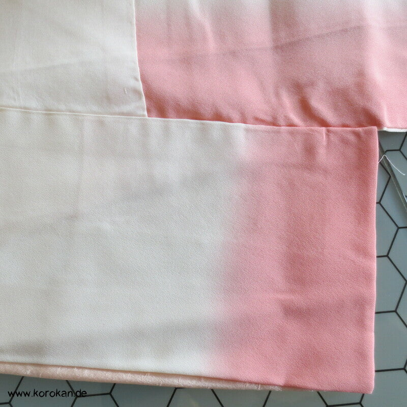 allover Sakurazweige, rosa, rot, gold Furisode Seidensatin Kimono