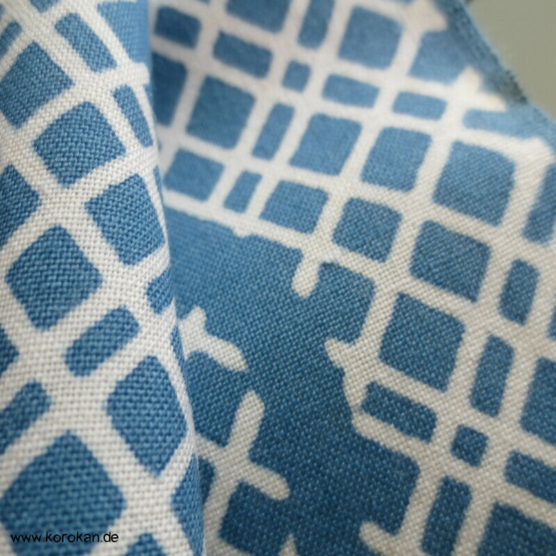 Ume Blüten vor Gittermuster Yukata Kimono Stoff