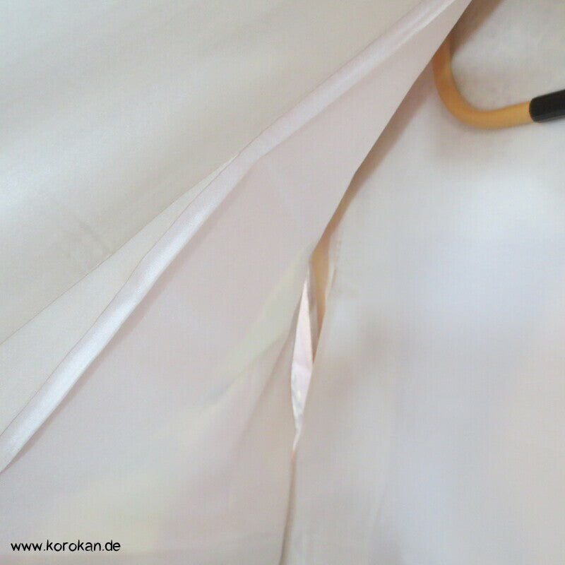 Noshi auf flieder, feiner leichter Furisode Seidendamast Kimono