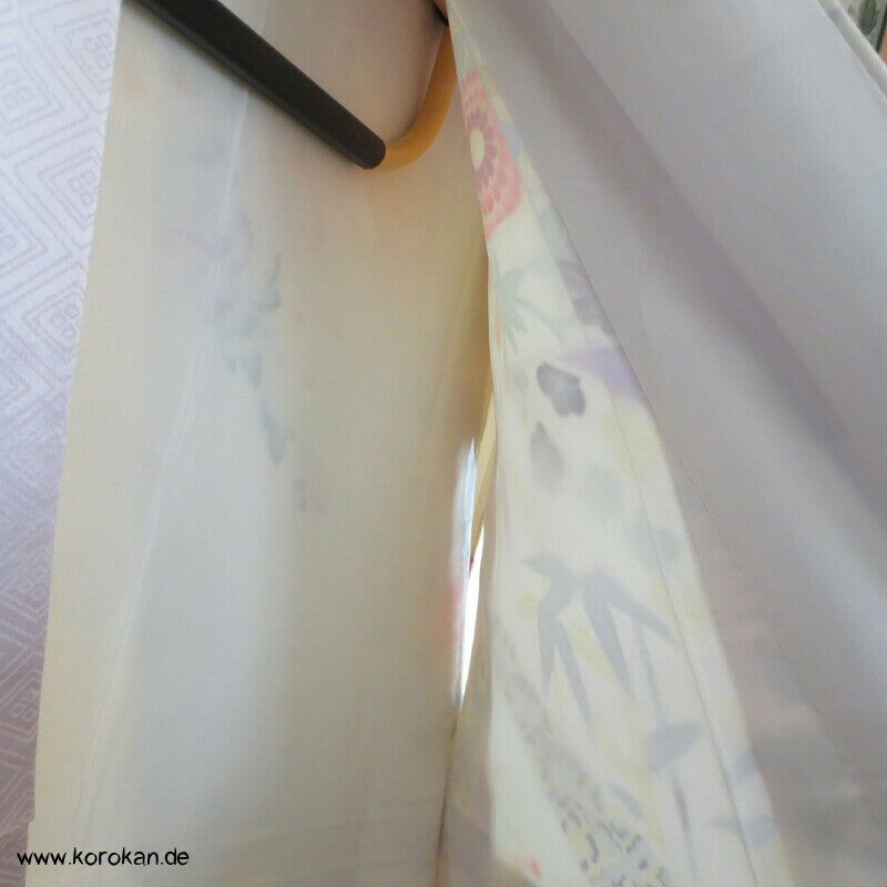 Noshi auf flieder, feiner leichter Furisode Seidendamast Kimono