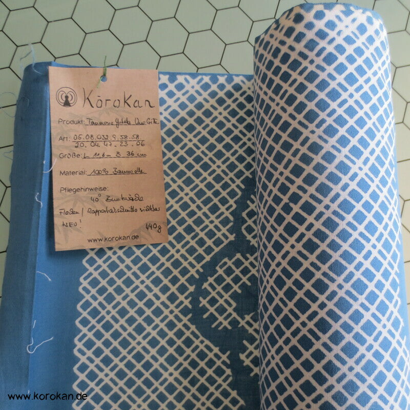 Ume Blüten vor Gittermuster Yukata Kimono Stoff