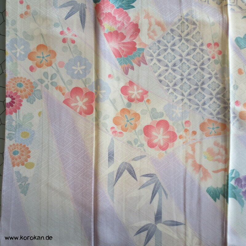 Noshi auf flieder, feiner leichter Furisode Seidendamast Kimono