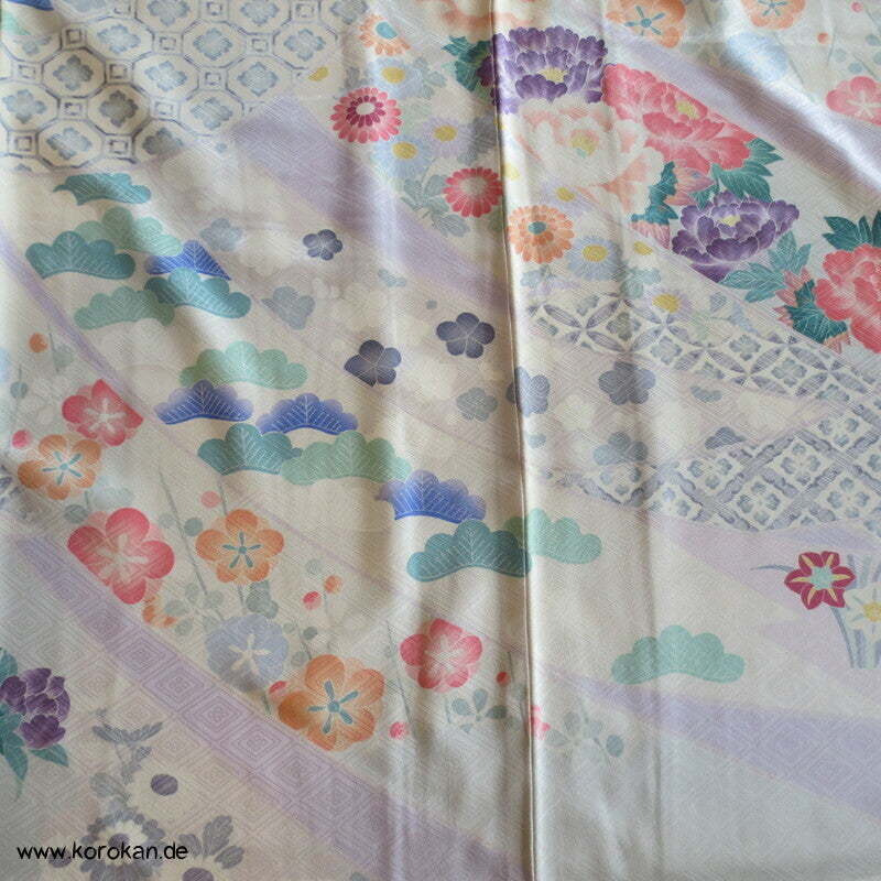 Noshi auf flieder, feiner leichter Furisode Seidendamast Kimono