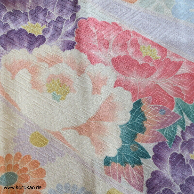 Noshi auf flieder, feiner leichter Furisode Seidendamast Kimono