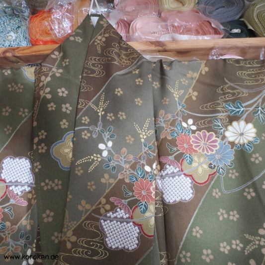 oliv gold Blumen Seidencrepe festlicher japanischer Kimono, neu