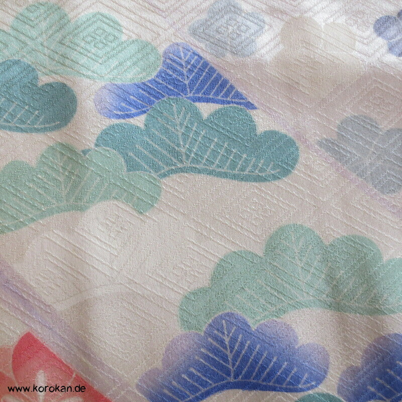 Noshi auf flieder, feiner leichter Furisode Seidendamast Kimono