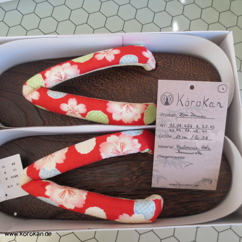 Geta - rundere schmalere Form für Damen - 24 cm