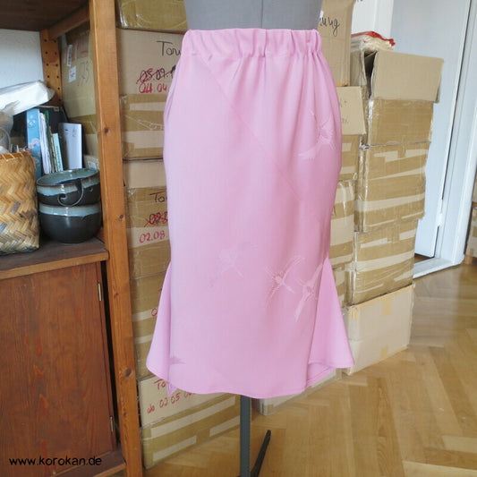 Upcycling Rock aus Kimonoseidenresten Bias Cut Kranich Damast