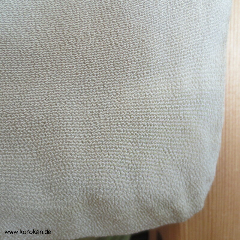 Omeshi Jacquard Pfau hinter Blumen Homongi Kimono