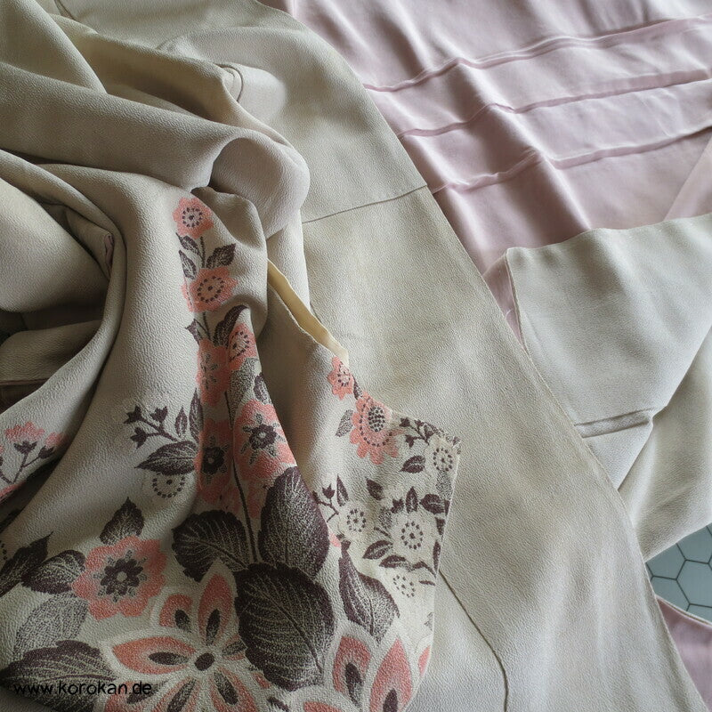 Omeshi Jacquard Pfau hinter Blumen Homongi Kimono