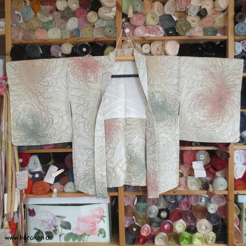 Urushi Crazy Chrysanthemen, Rangiku Haori Kimono Jacke