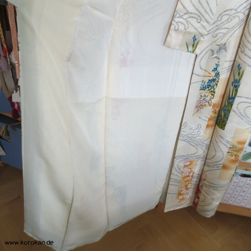 Wellen, Tanzaku mit Golddruck Komon Kimono