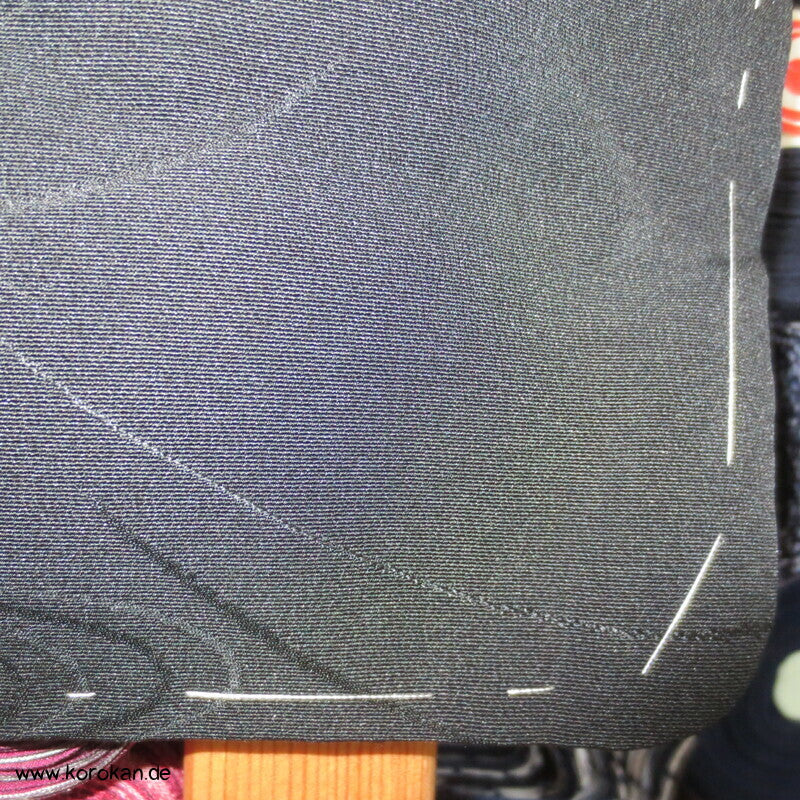 Multi Muster Rinzu schwarze Seiden Damast Haori
