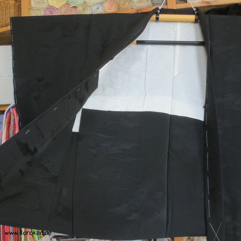 Multi Muster Rinzu schwarze Seiden Damast Haori