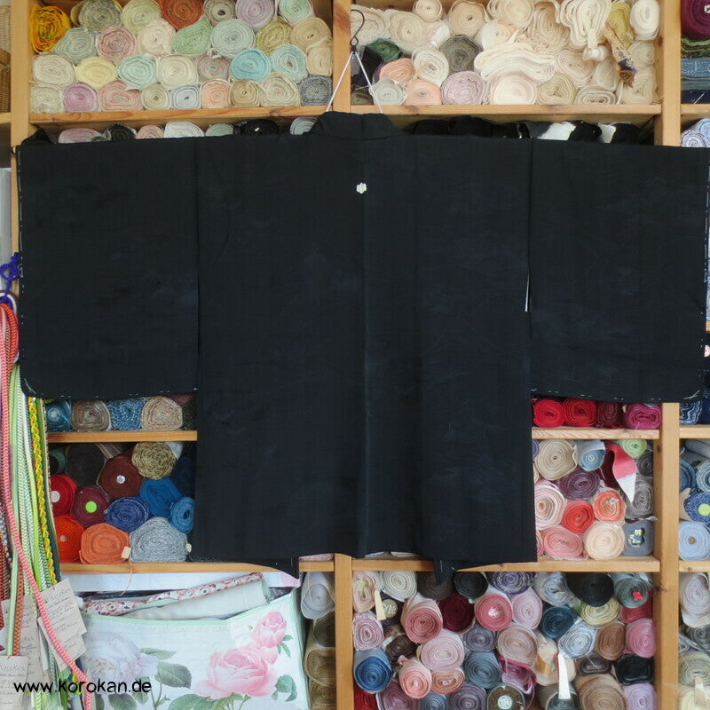 Multi Muster Rinzu schwarze Seiden Damast Haori
