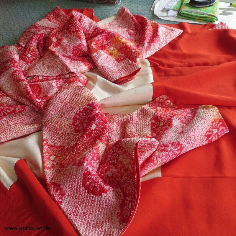 Full Shibori Kiku Komon Kimono