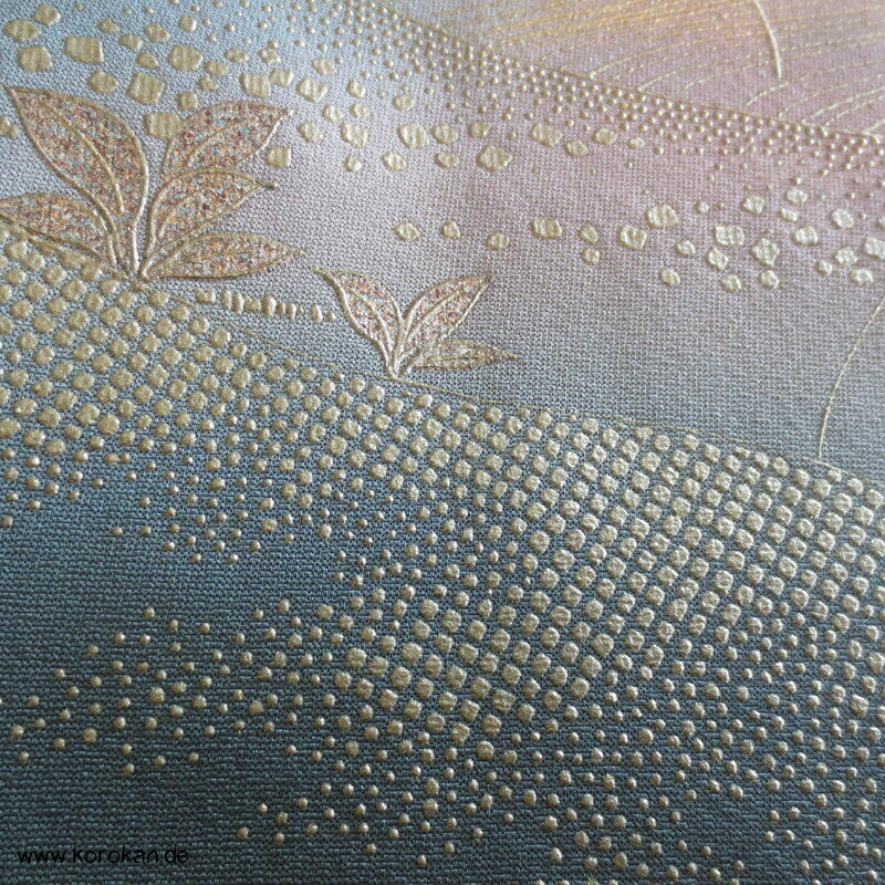 Glitzerblumen auf dunkelpetrolgrau Homongi Seidencrepe Kimono