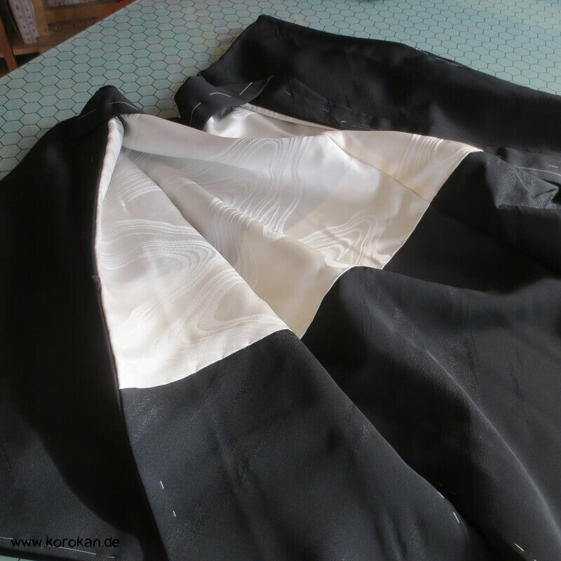 abstraktes Diagonal Webmuster Haori Kimono Jacke
