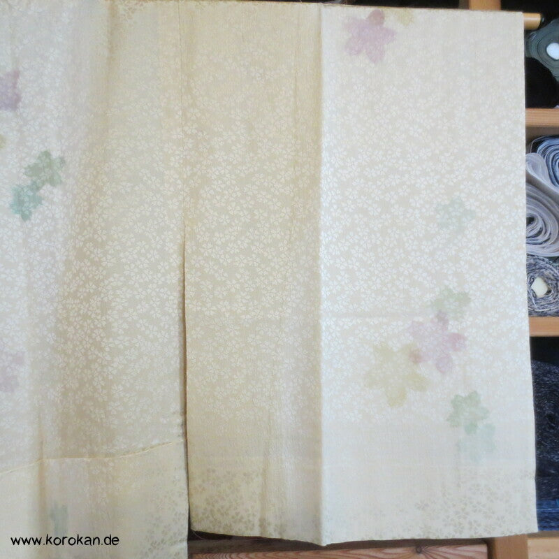 Sakura Seide Juban Unterkimono, teilgefüttert