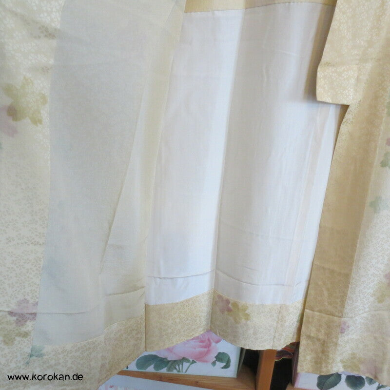 Sakura Seide Juban Unterkimono, teilgefüttert