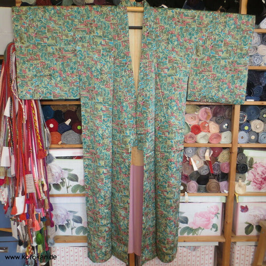 Häusermuster dicht an dicht japanischer Seidendamast Kimono