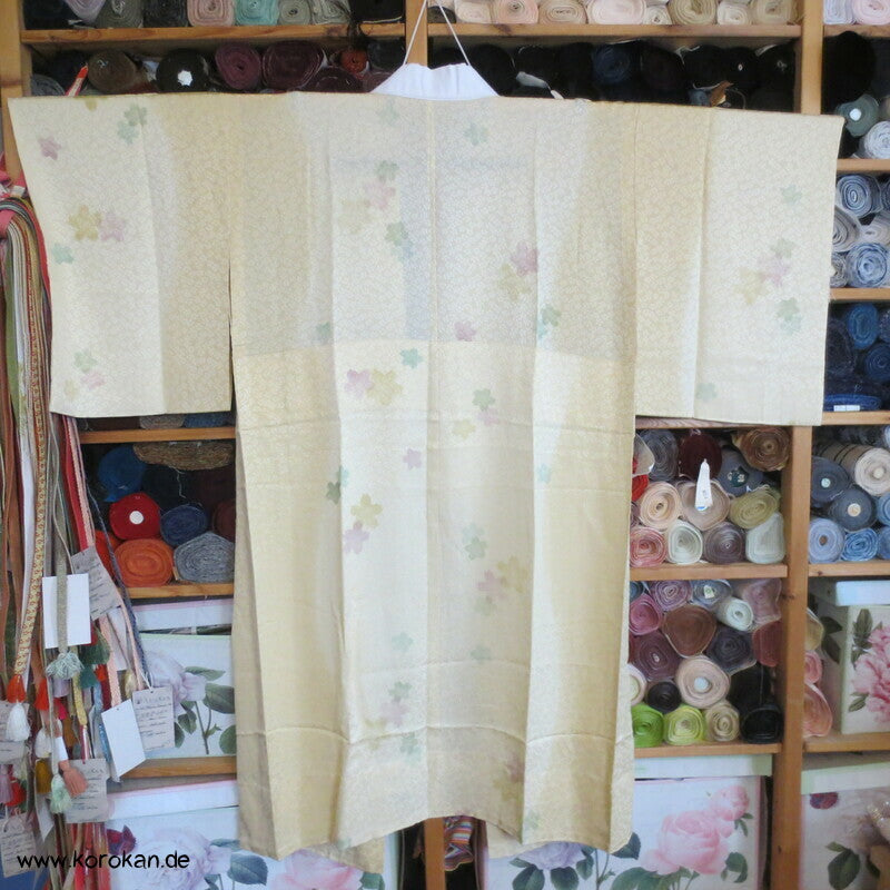 Sakura Seide Juban Unterkimono, teilgefüttert
