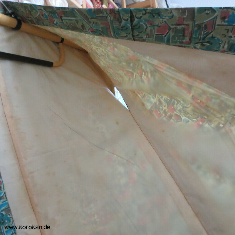 Häusermuster dicht an dicht japanischer Seidendamast Kimono