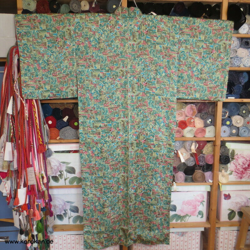 Häusermuster dicht an dicht japanischer Seidendamast Kimono